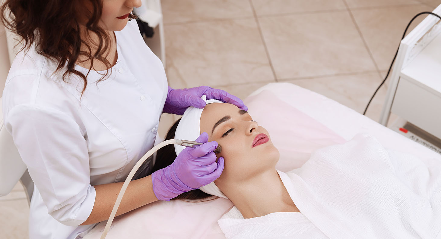 Best Professional Microdermabrasion Machines, Tips & Tricks (4)