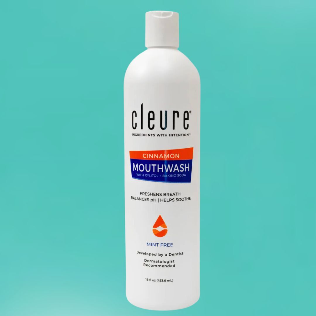 5 Mouthwashes That Dentists Say Are Actually Effective (5) 5 Mouthwashes That Dentists Say Are Actually Effective (5)