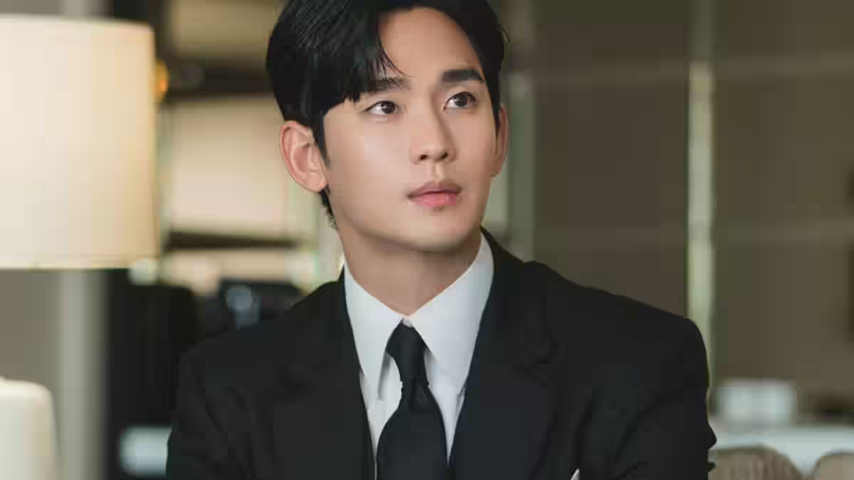 Follow Kim Soo-Hyun's Simple Skincare Routine For Viral Korean ...